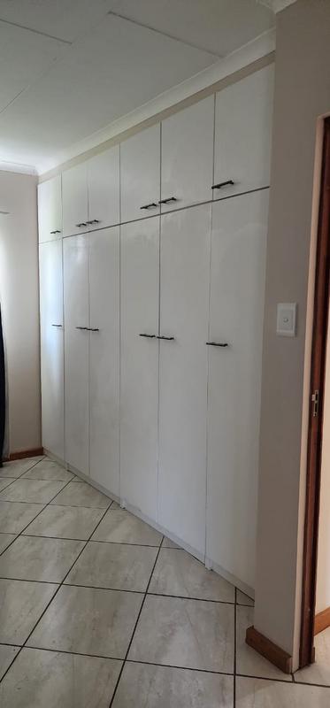 3 Bedroom Property for Sale in Albertinia Western Cape